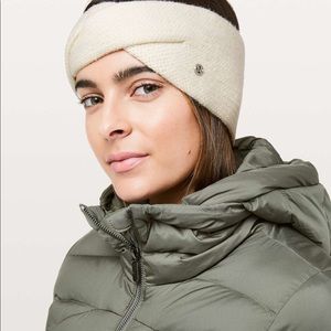 NWT Lululemon Twisted Bliss Ear Warmer
